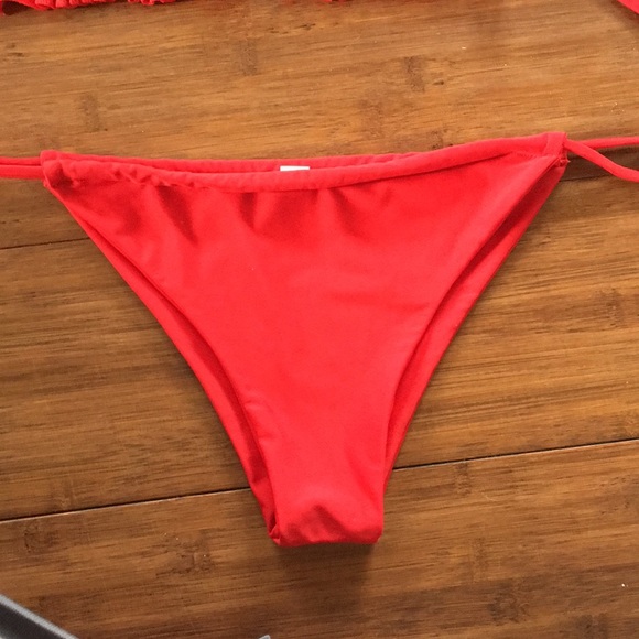 Ruffle Ruched / Scrunched Bandeau Cheeky Bikini - Picture 8 of 8